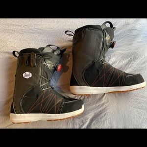 Salomon Snowboard Boots Boa (size 9.5)